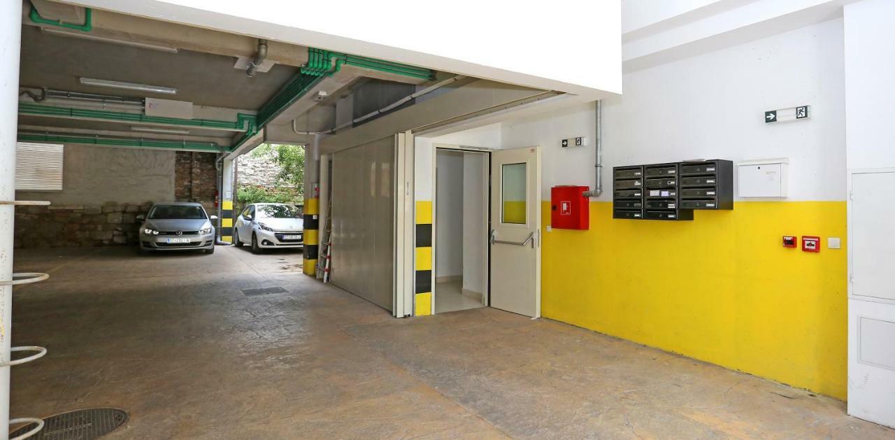 Luxury Apts Leone Split Centre Ngoại thất bức ảnh