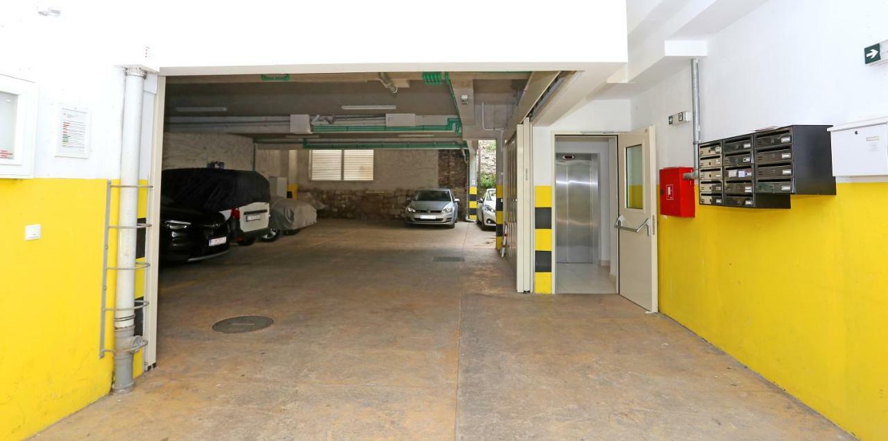 Luxury Apts Leone Split Centre Ngoại thất bức ảnh